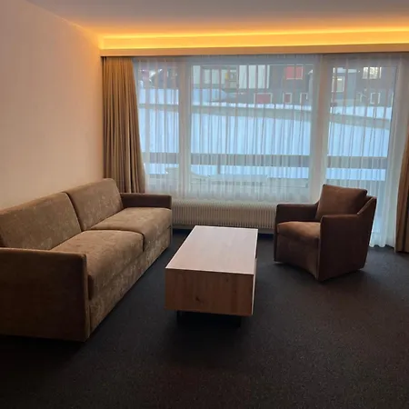 Adular * Saas Fee